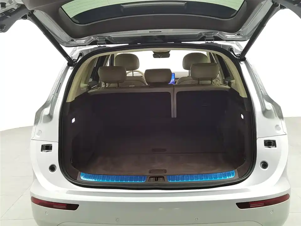 AITO Ask the world M7