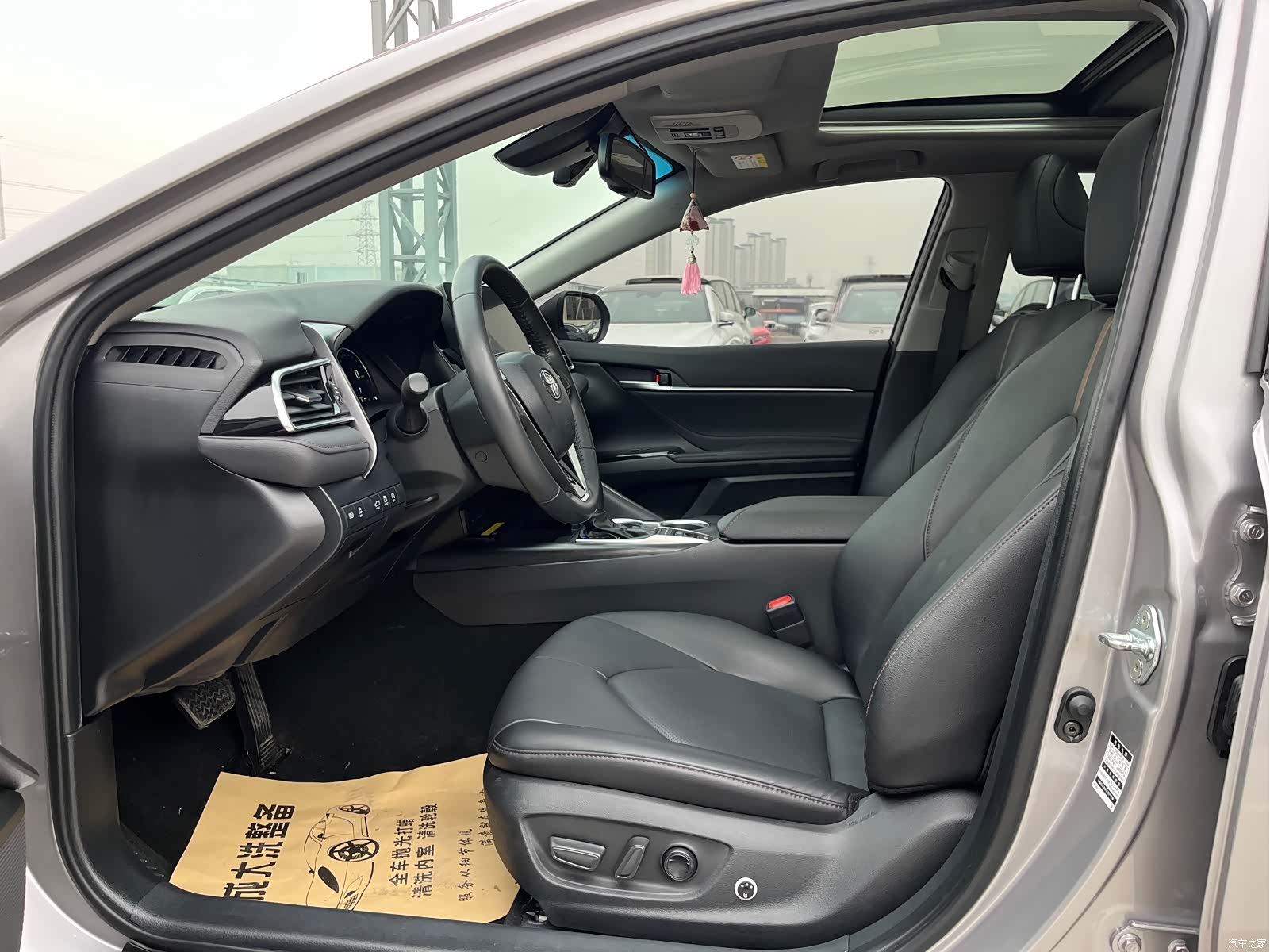 Toyota Camry, 2023 7