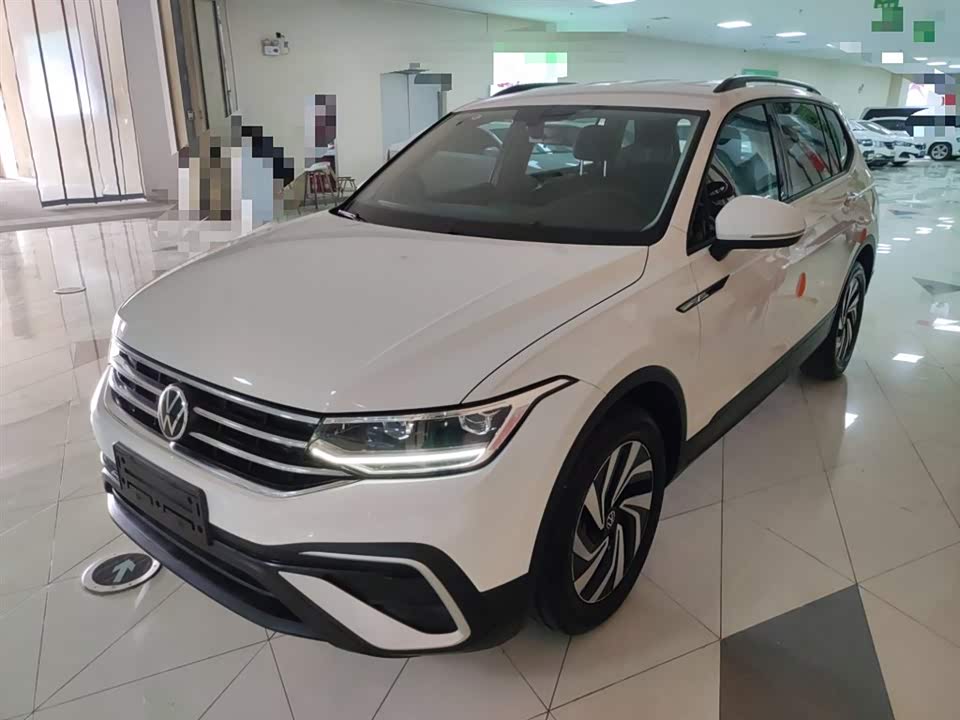 Volkswagen Tiguan L
