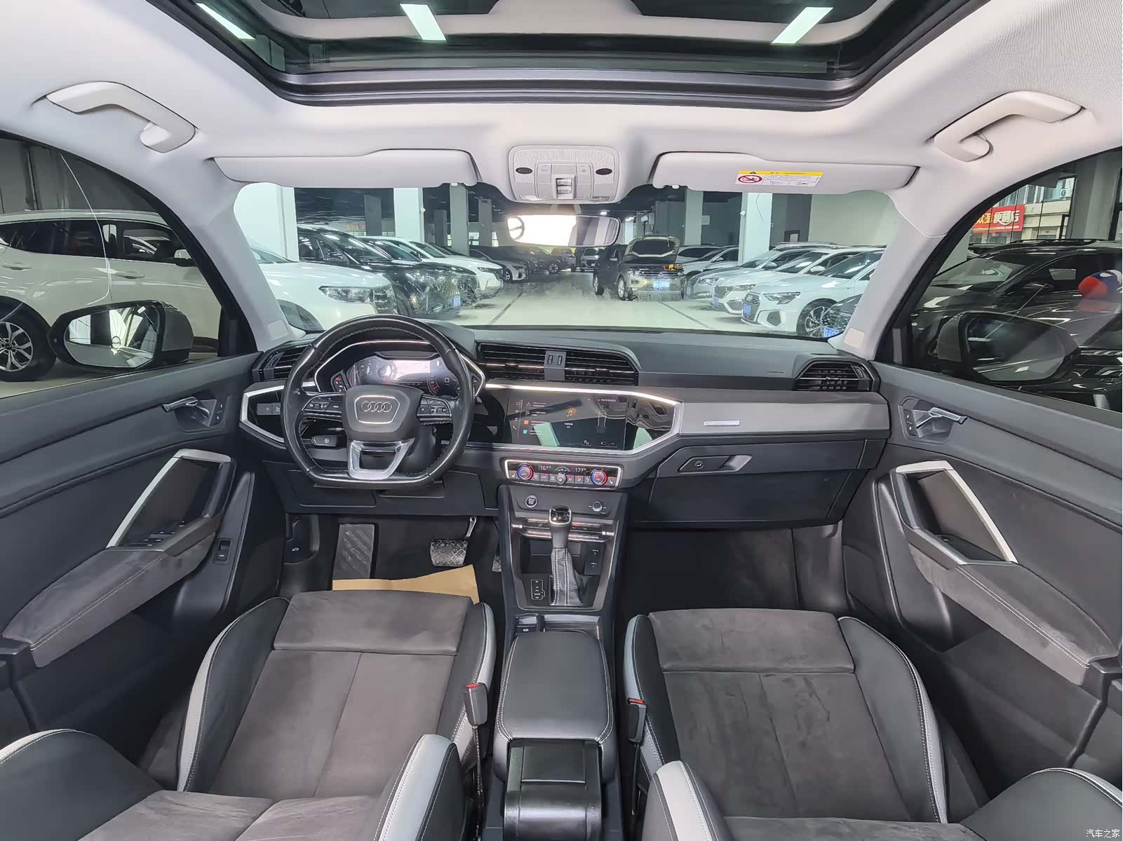Audi Q3, 2023 15