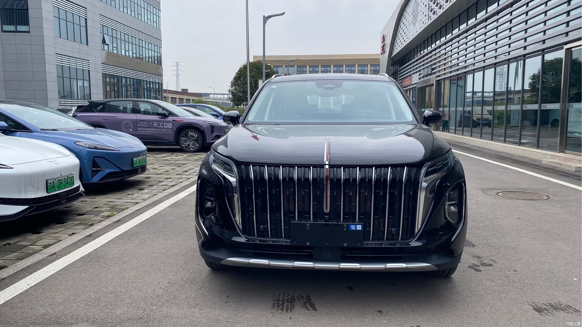 Hongqi HS7, 2024 2