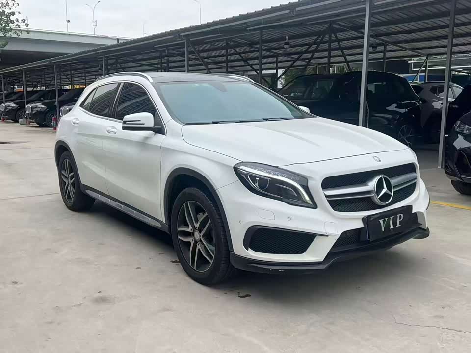 Mercedes-Benz GLA