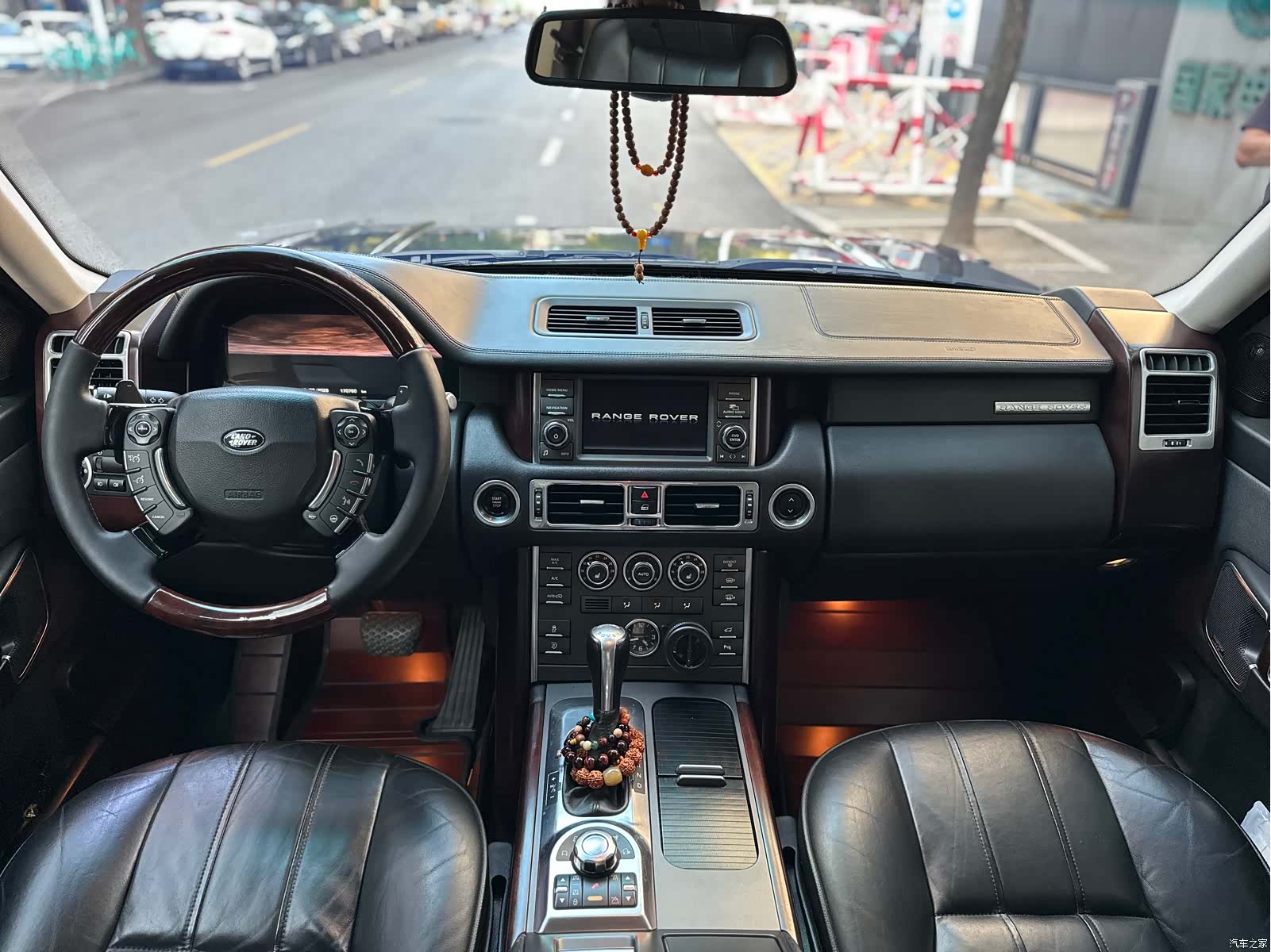 Land Rover Range Rover, 2011 16