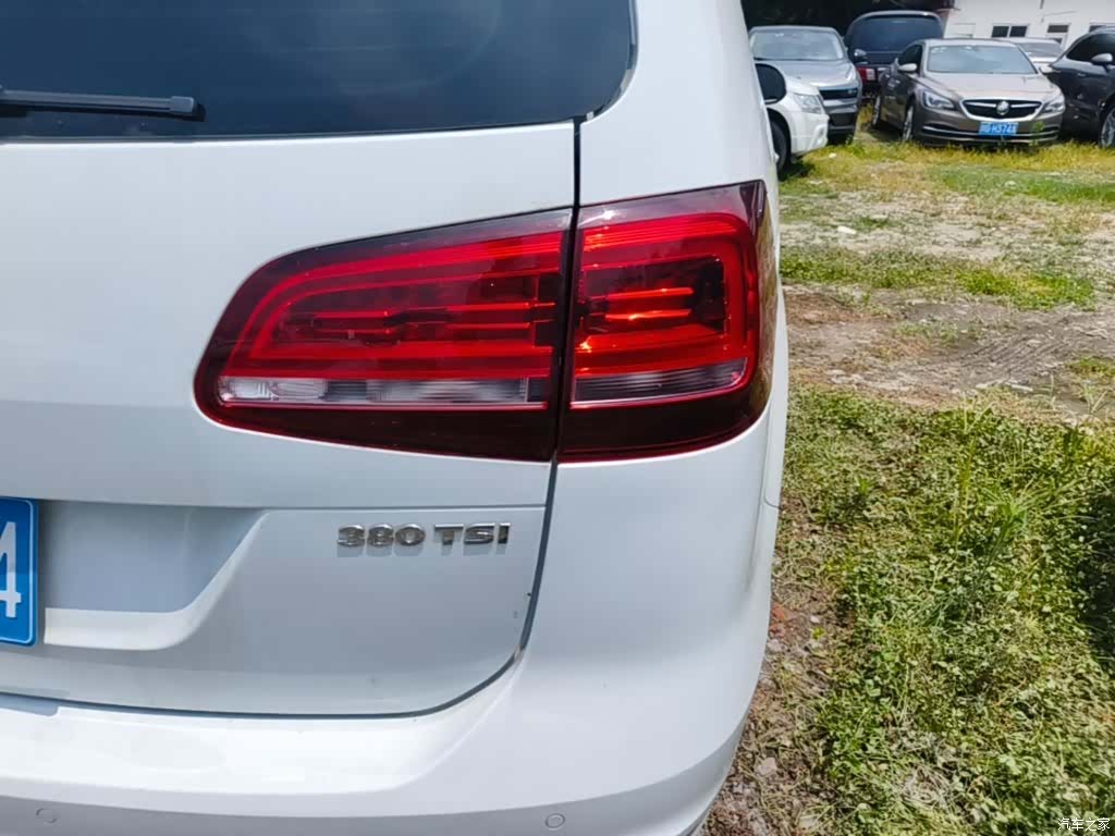 Volkswagen Xia, 2017 8