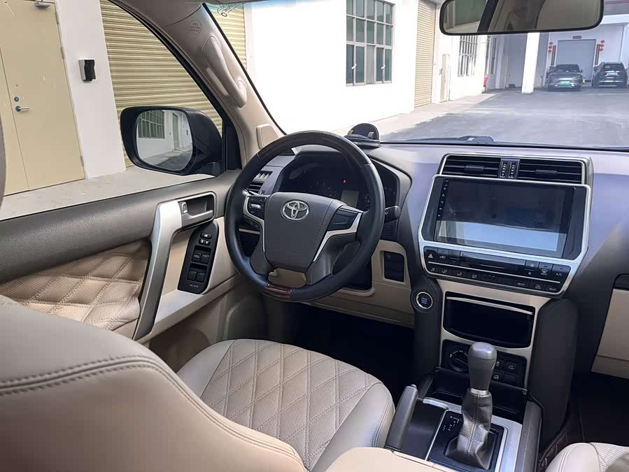Toyota Prado 2018, фото 7