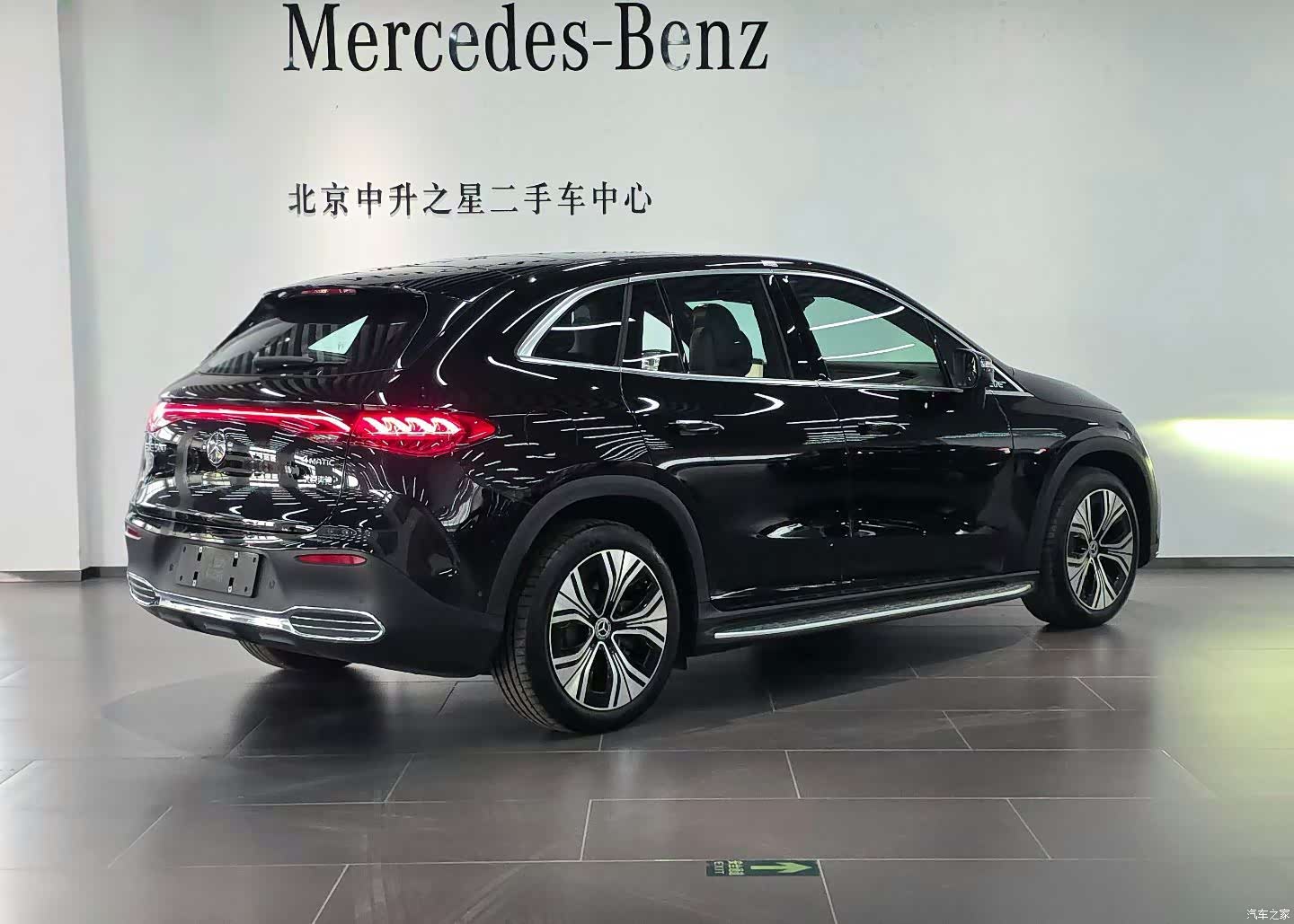 Mercedes-Benz EQE, 2025 3