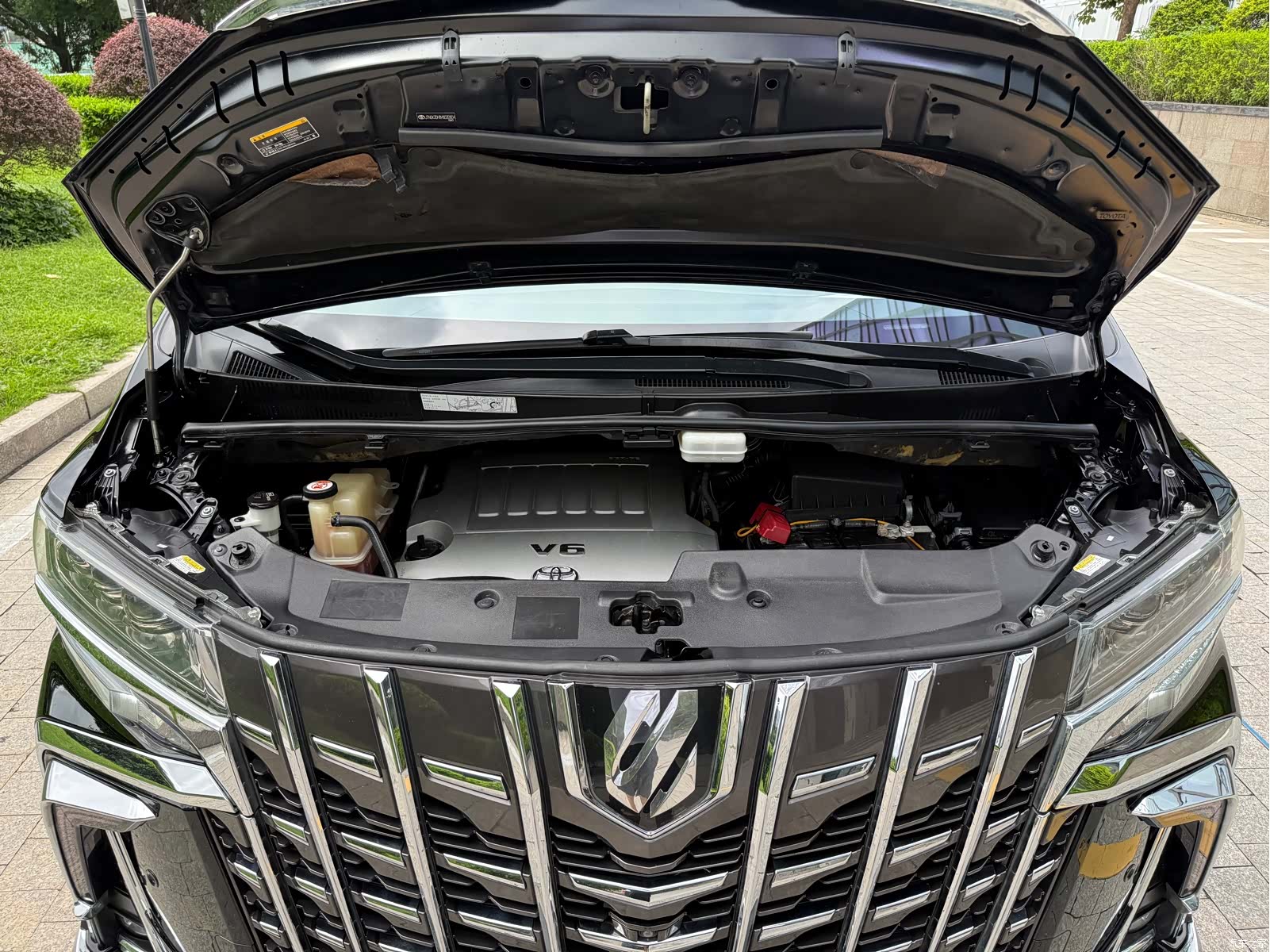 Toyota Alphard, 2018 20