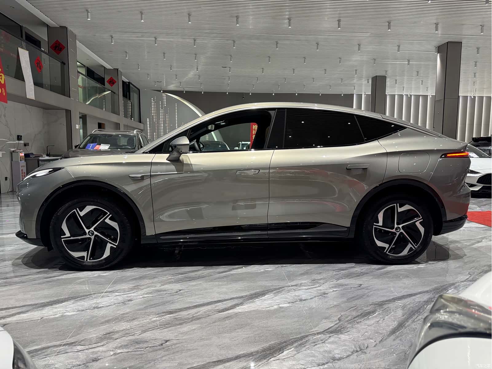 Rising Auto R7, 2025 27