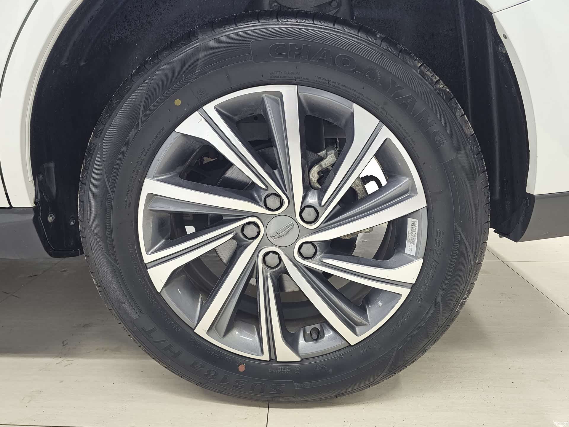 Geely X6, 2023 11
