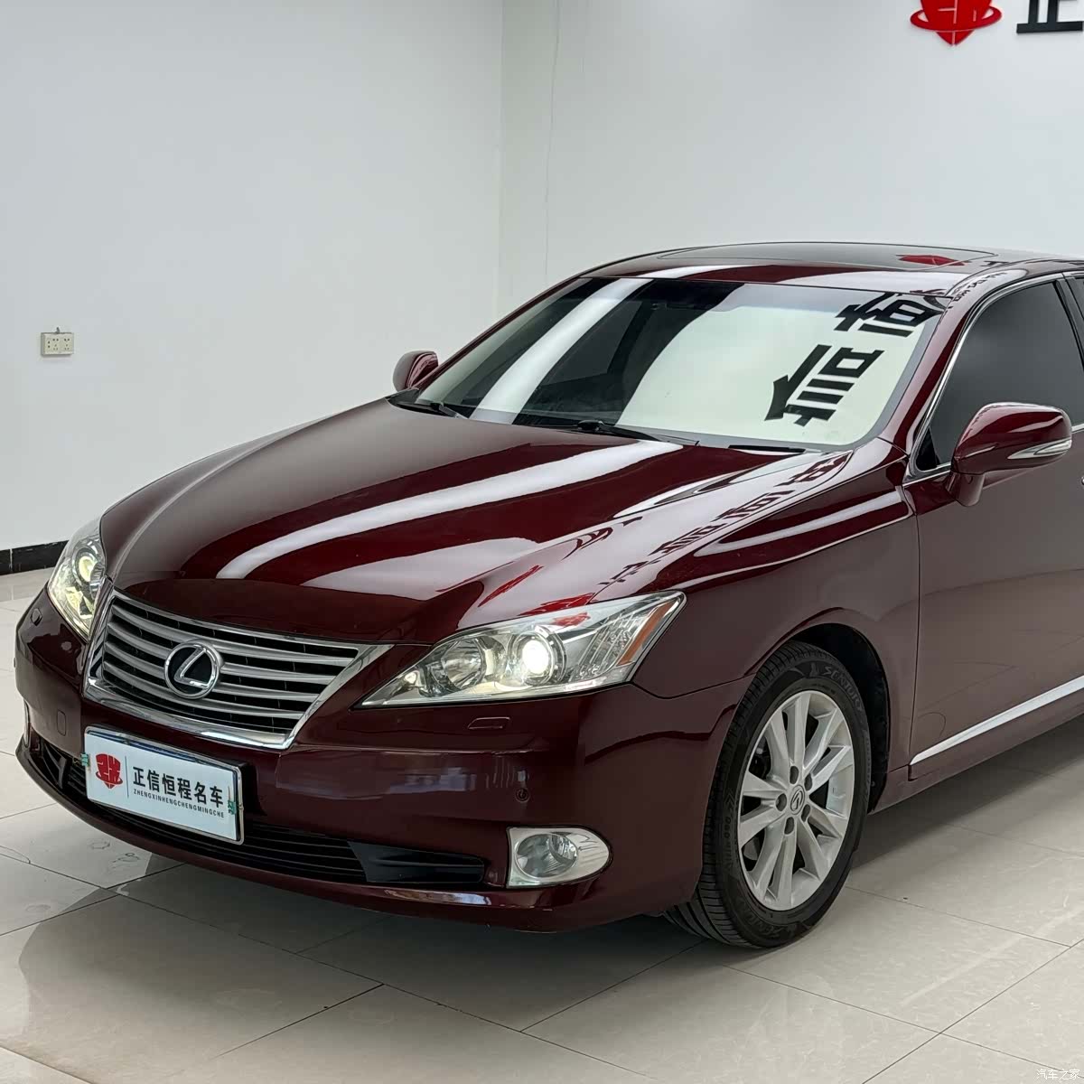 Lexus ES, 2010 7