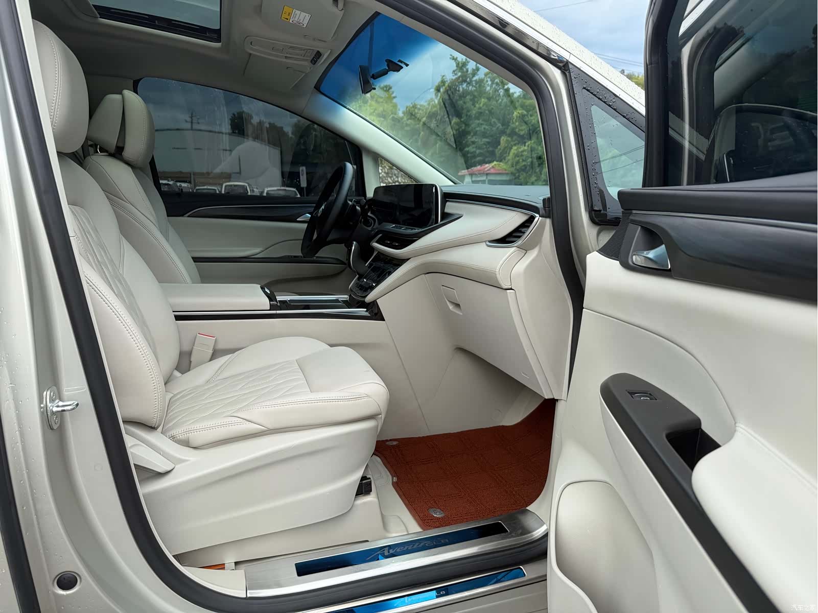 Buick GL8, 2023 4