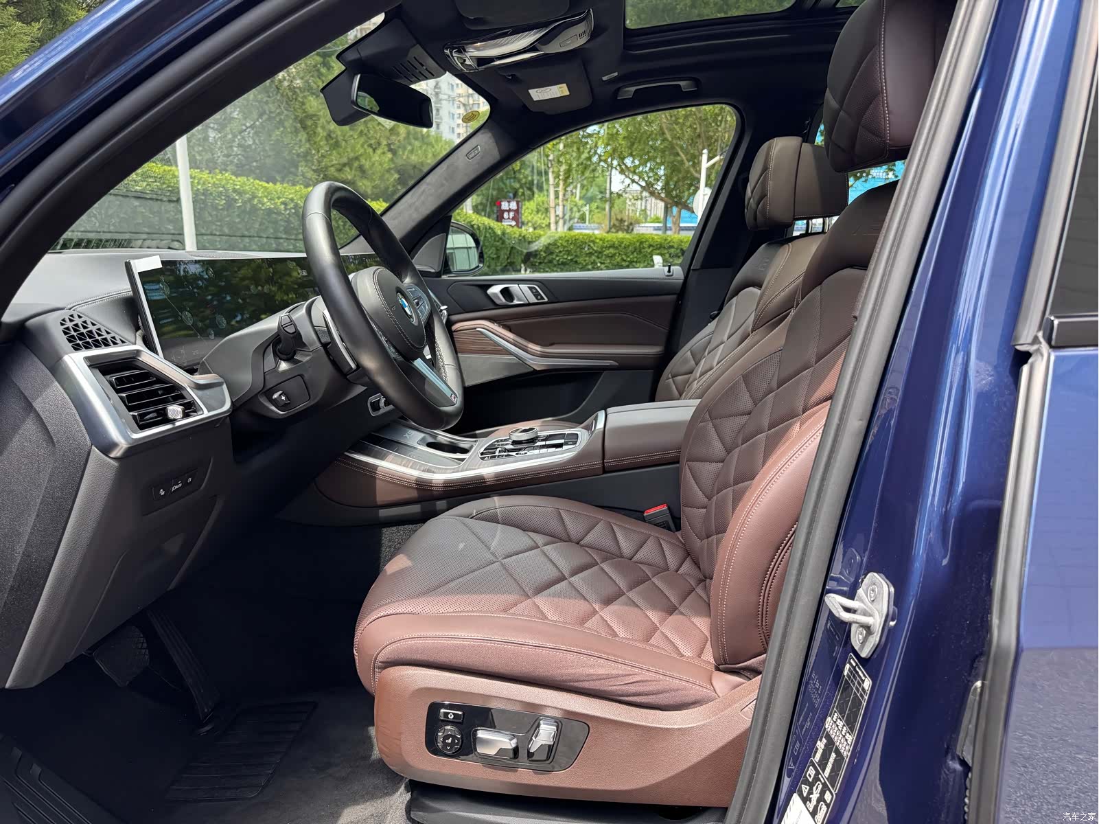BMW X5, 2025 8
