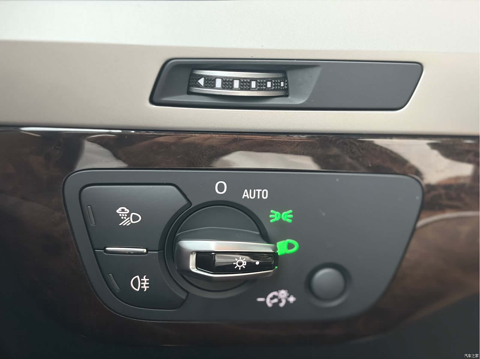 Audi Q7, 2016 8