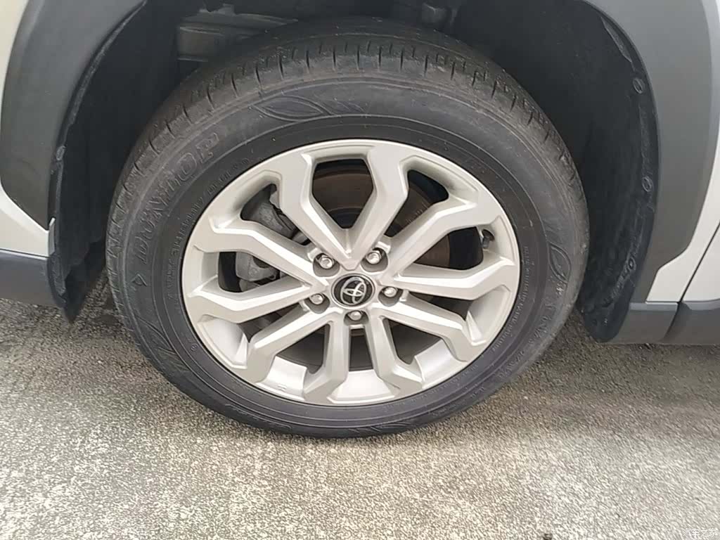 Toyota Frontlander, 2024 23