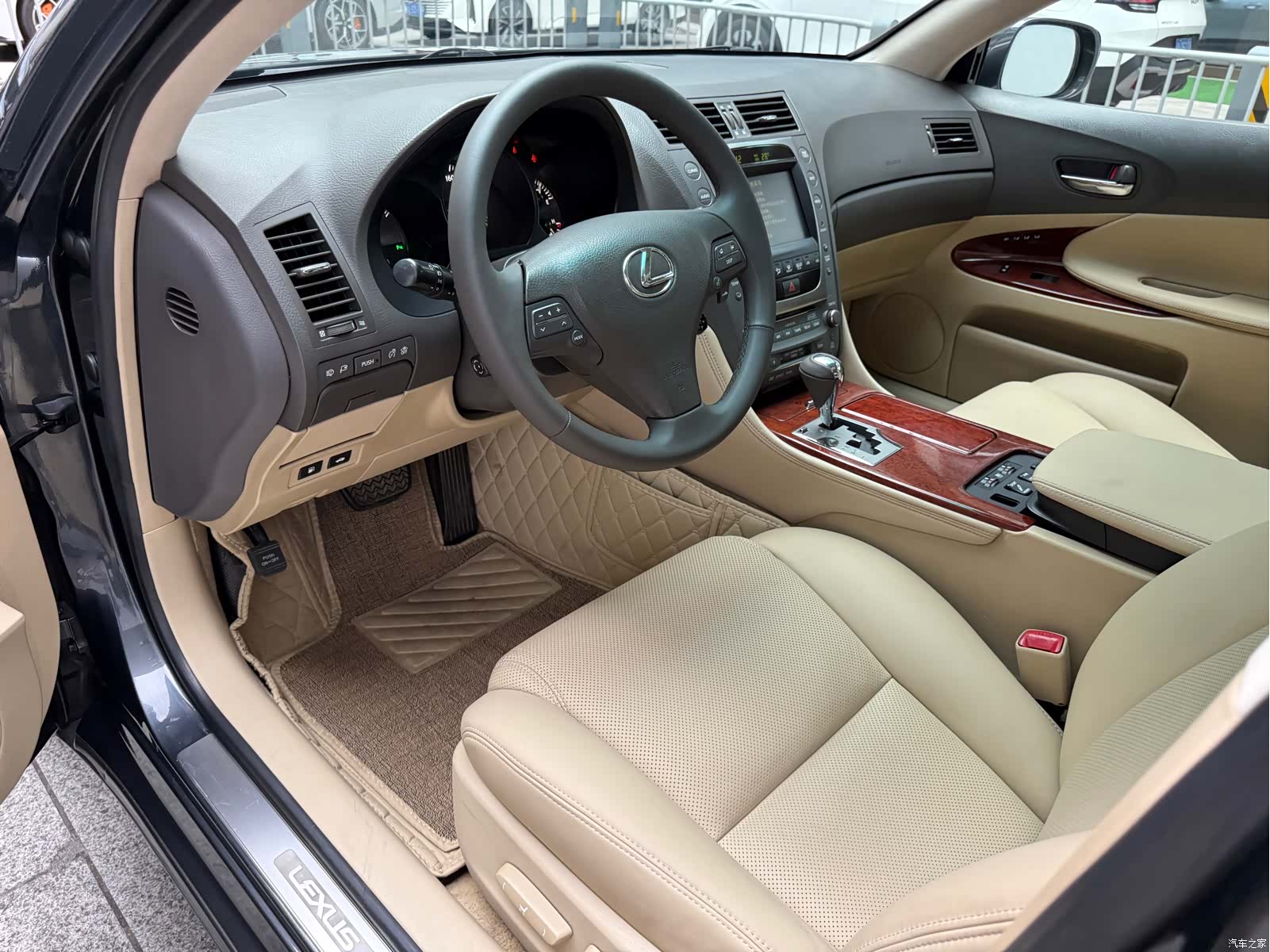 Lexus GS, 2009 9