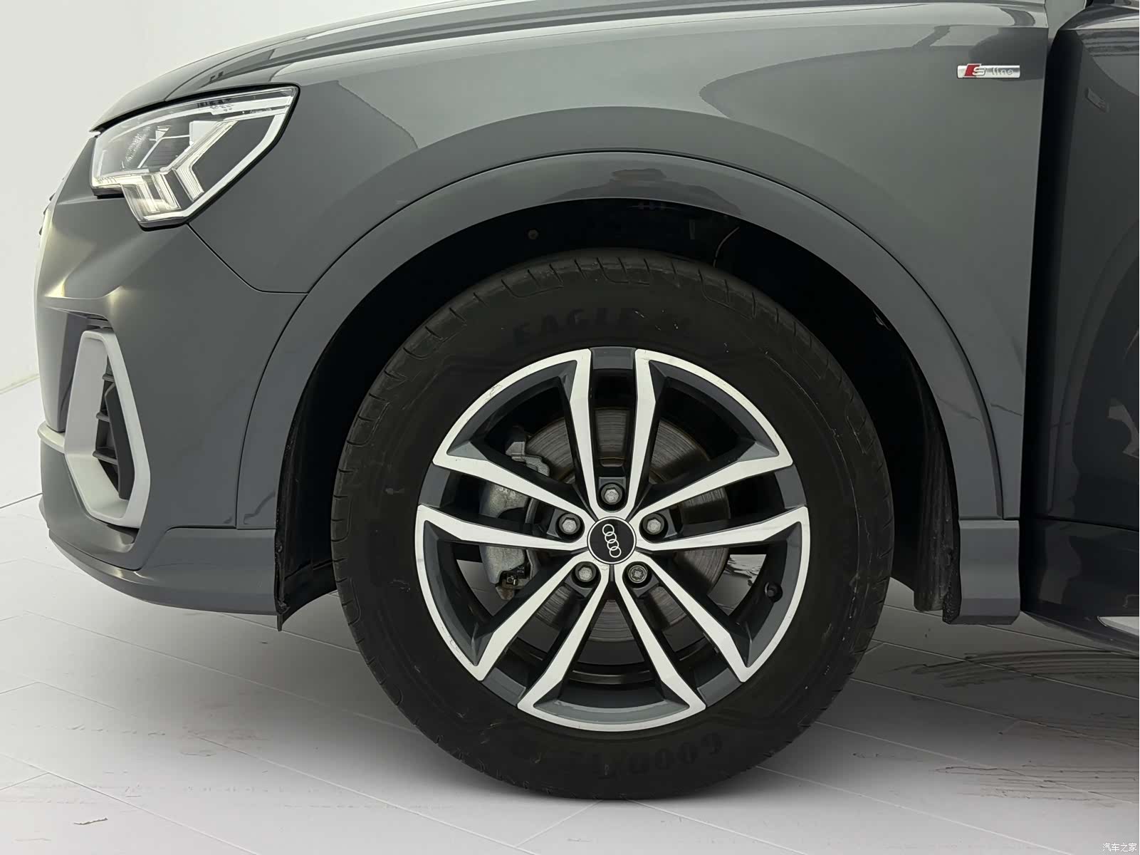 Audi Q3, 2022 21