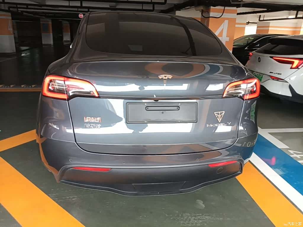Tesla Model Y, 2021 6