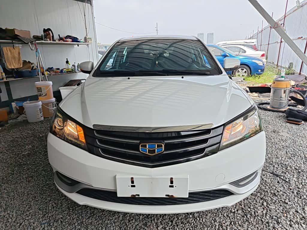 Geely Emgrand, 2016 3