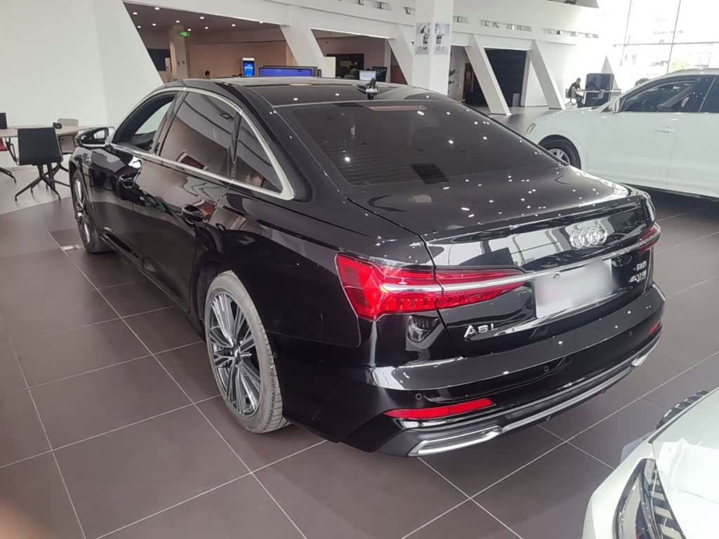 Audi A6L, 2021 все фото