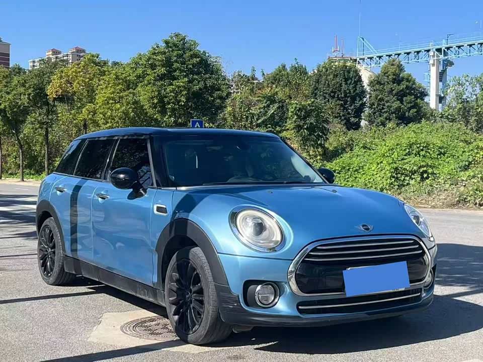 MINI CLUBMAN