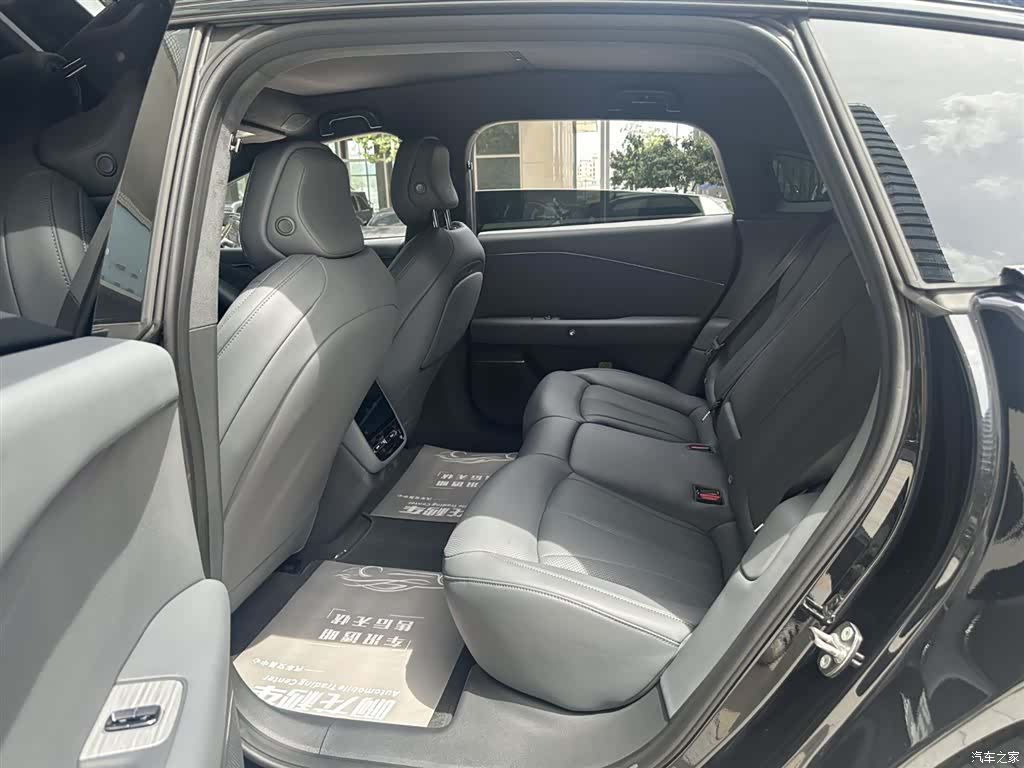 Xpeng P7, 2026 7