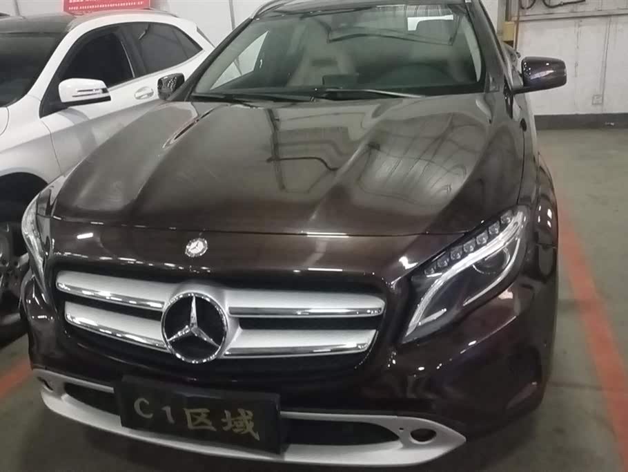 Mercedes-Benz GLA