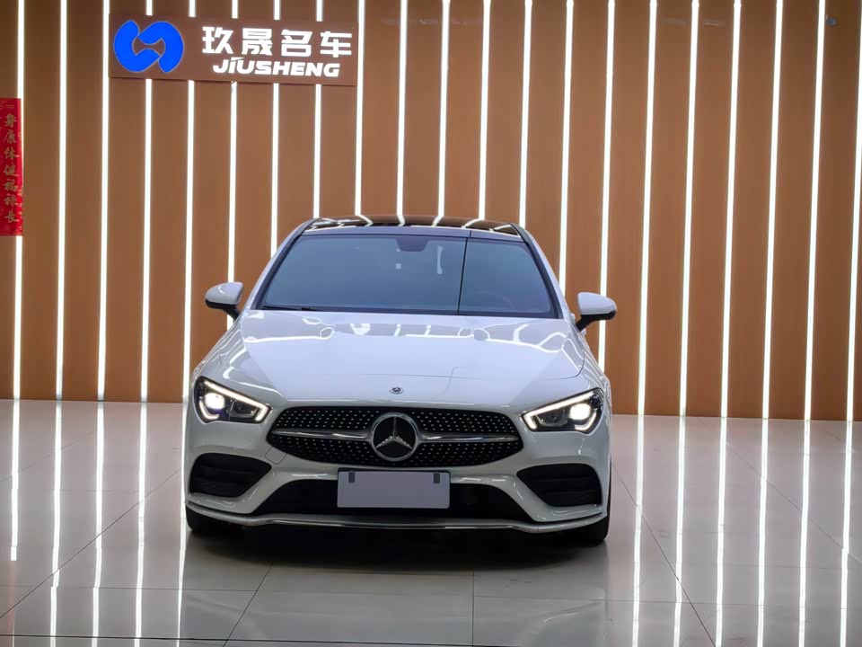 Mercedes-Benz CLA