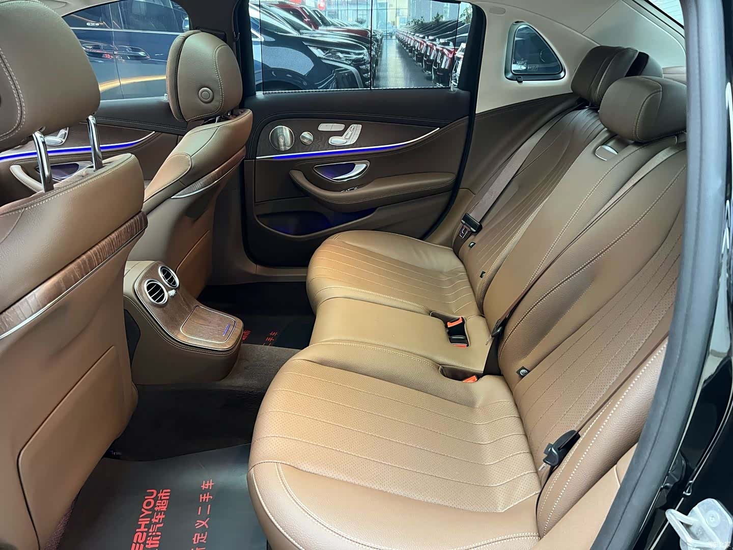 Mercedes-Benz E-Class, 2022 10