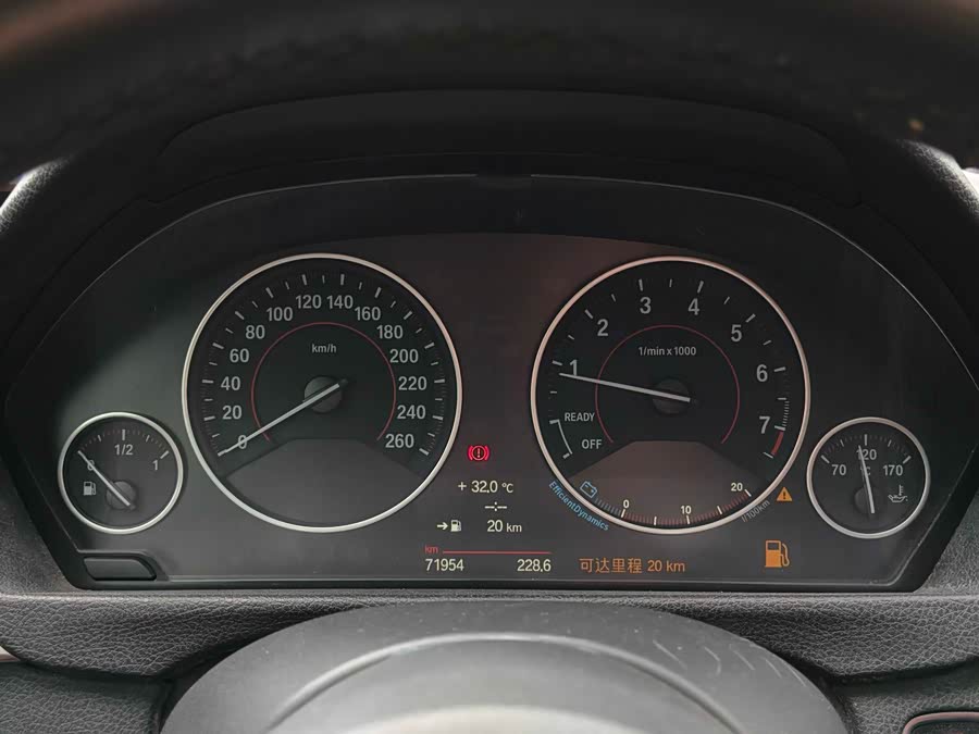 BMW 3 Series GT 2020, фото 28