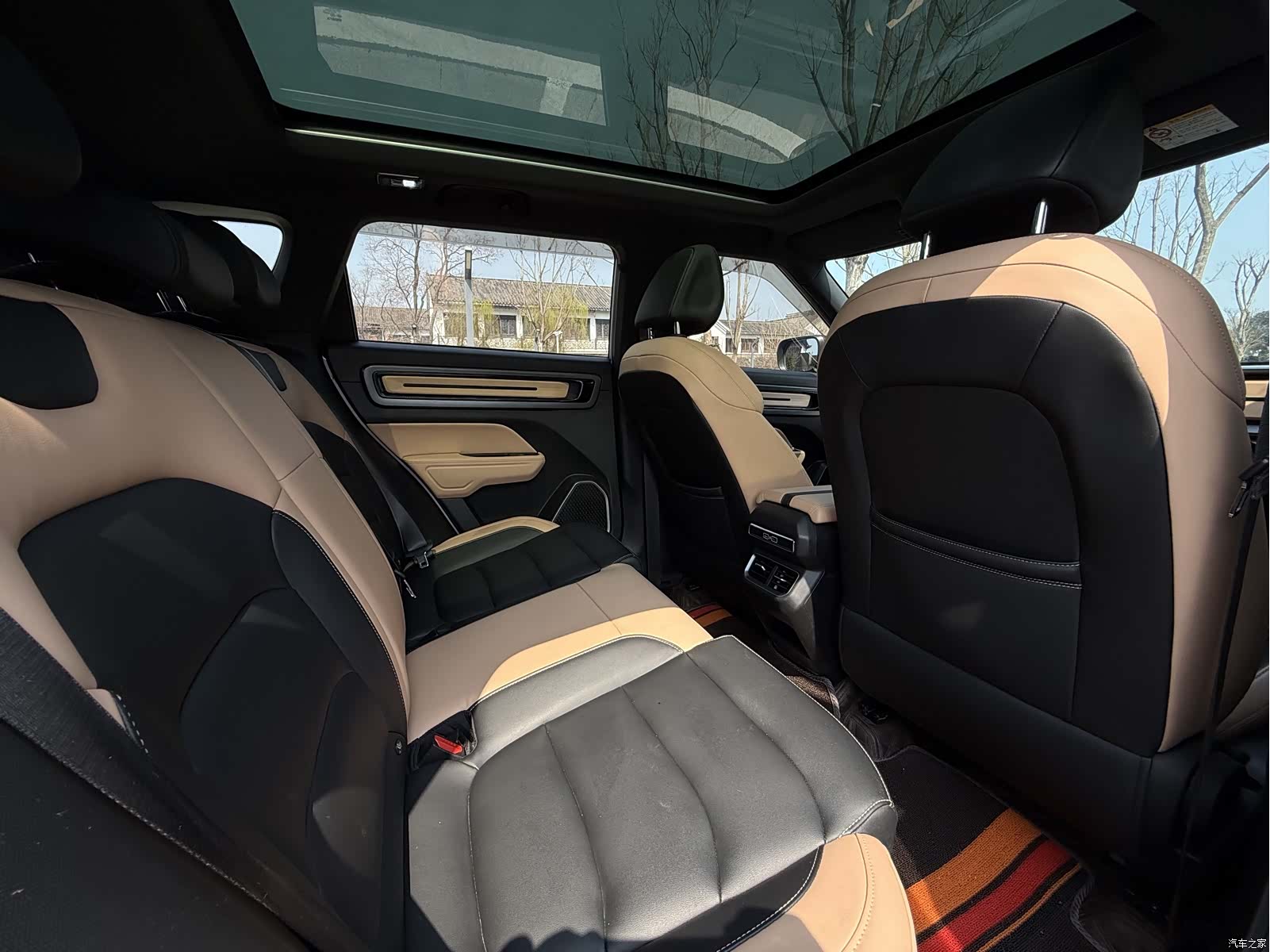 Geely Icon, 2022 15