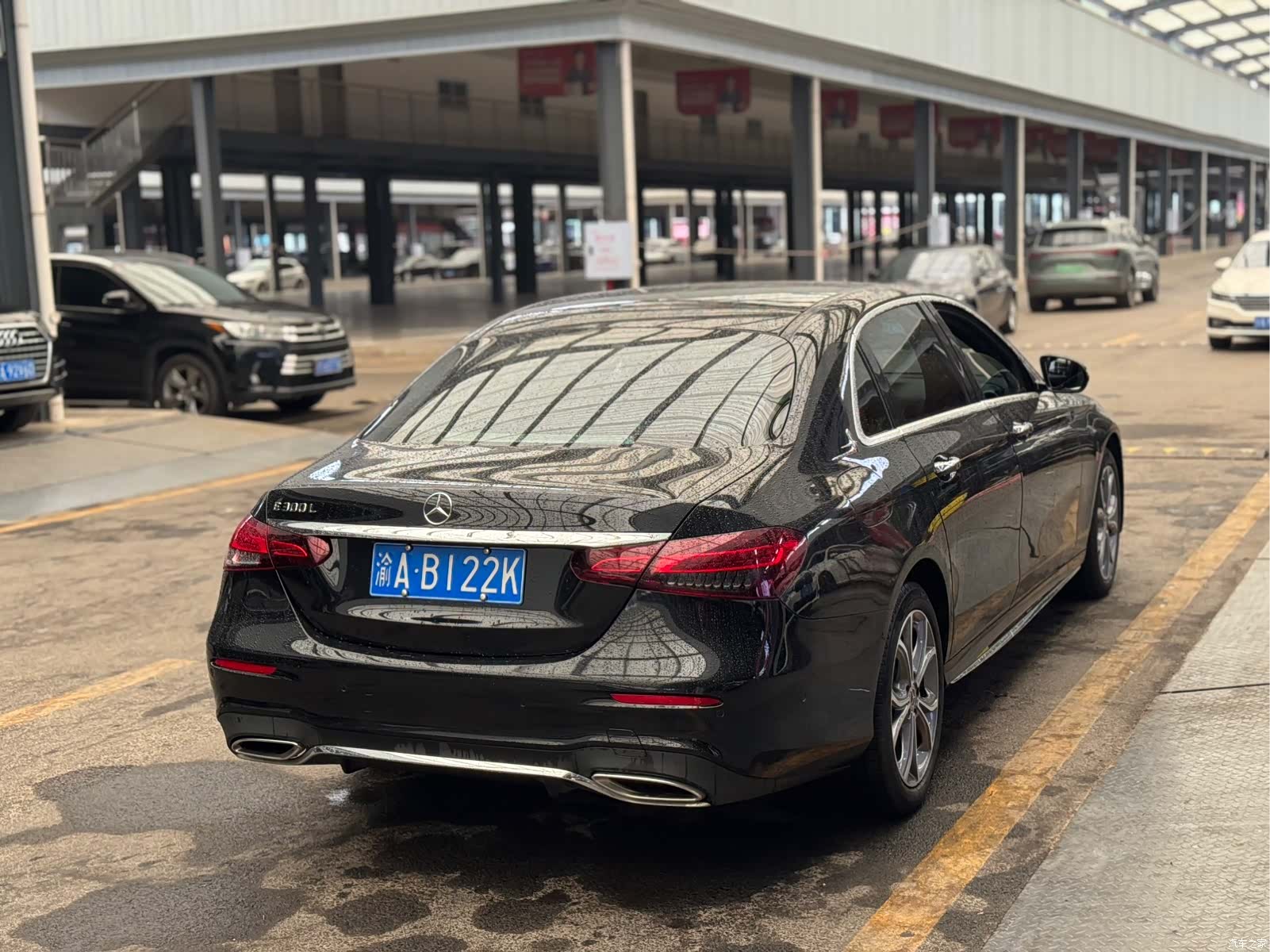 Mercedes-Benz E-Class, 2022 10