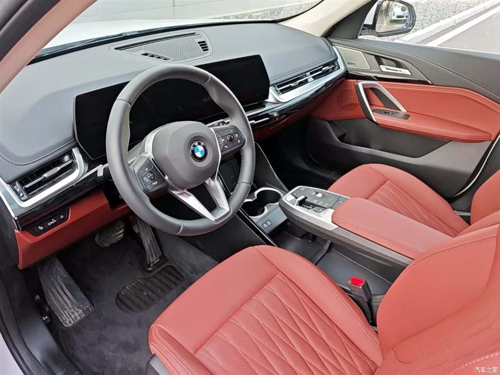 BMW X1, 2025 12