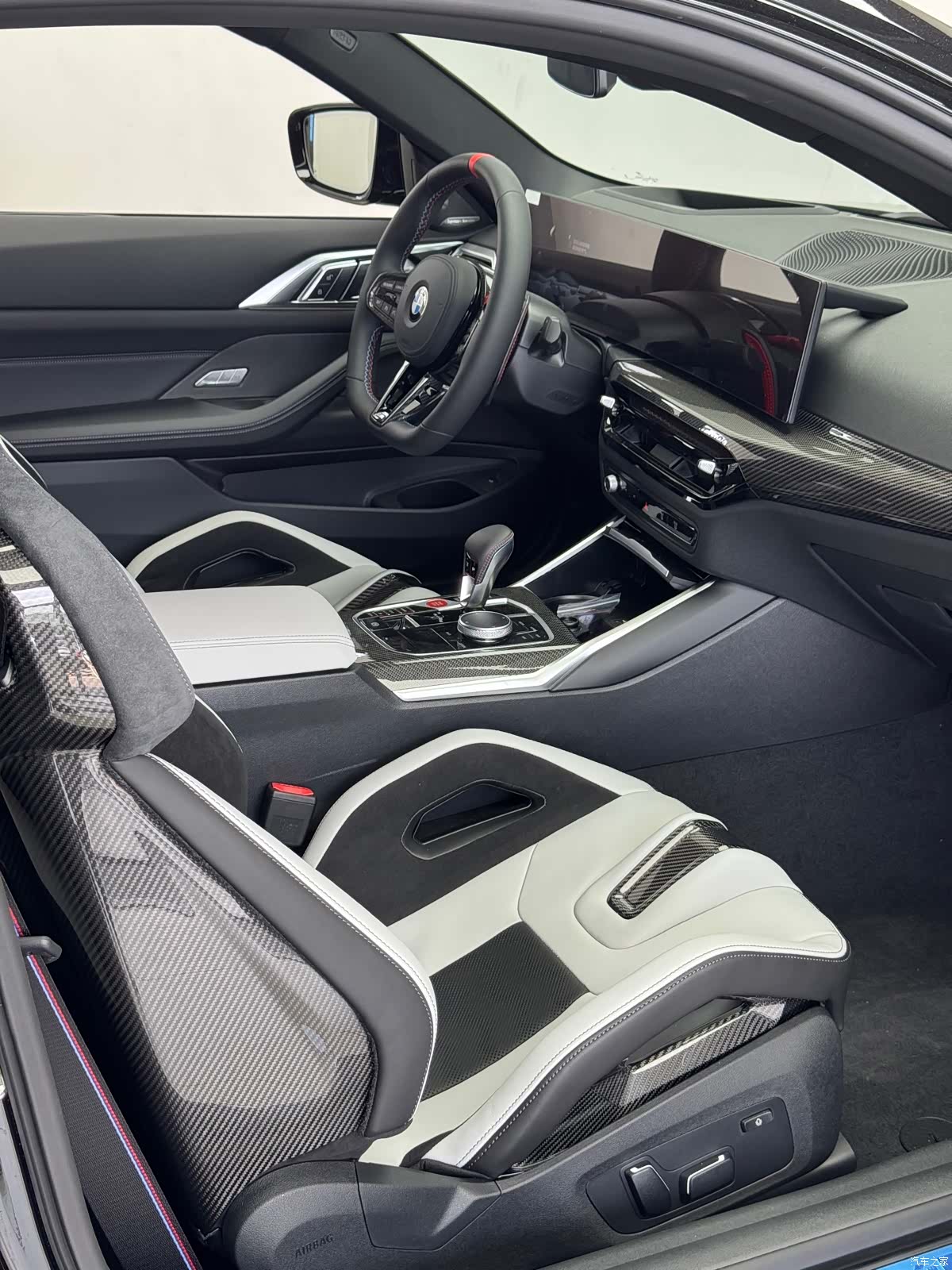 BMW M4, 2024 9