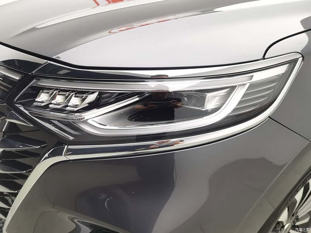 Roewe iMAX8, 2026 7