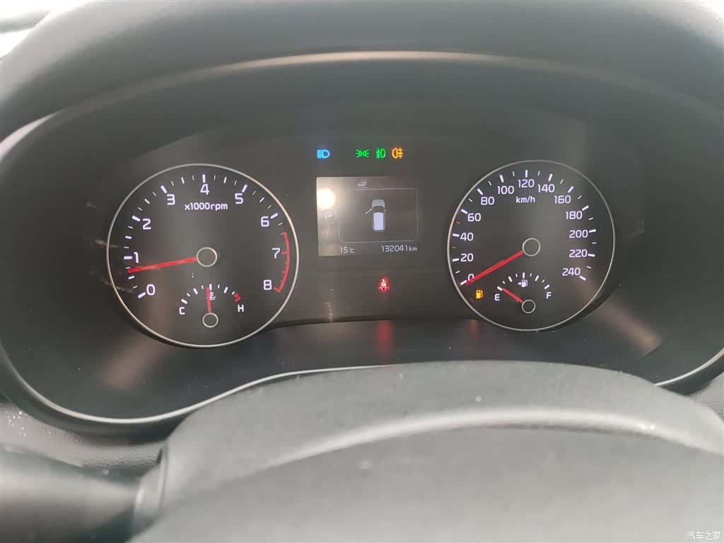 Kia KX5, 2016 8