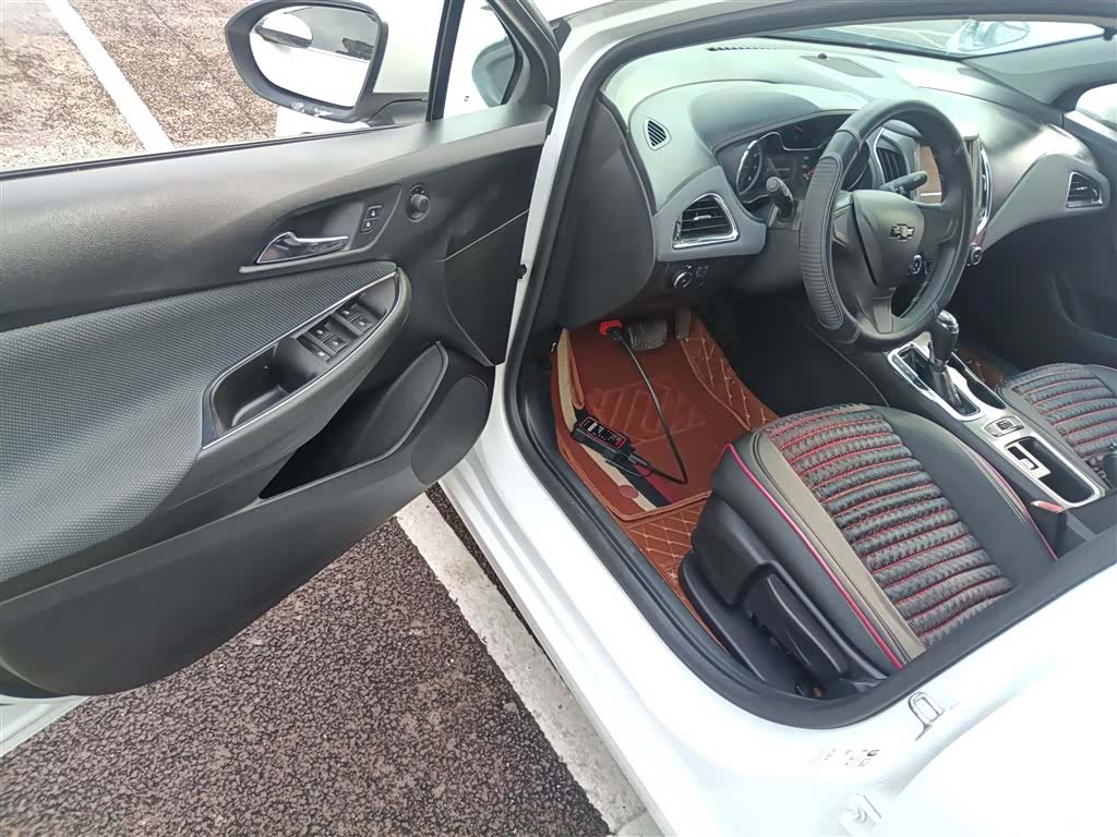 Chevrolet 320, 2019 16