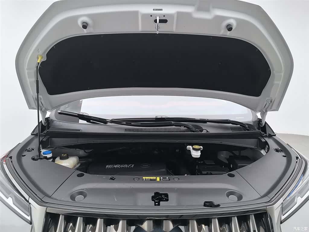 Trumpchi M8, 2023 6