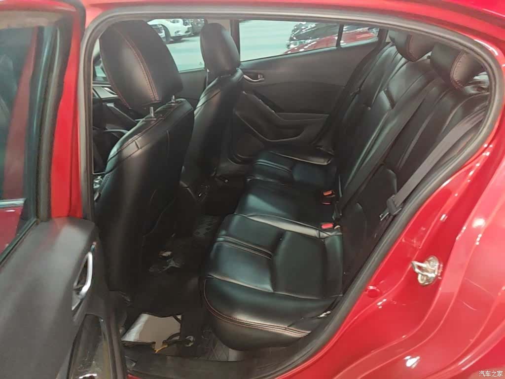 Mazda Mazda3, 2019 17
