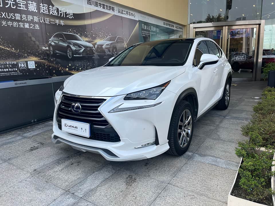 Lexus NX