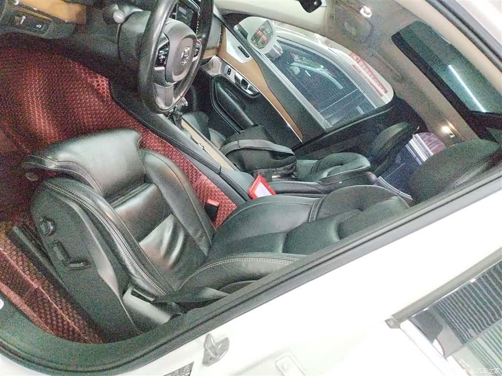 Volvo XC90, 2018 15