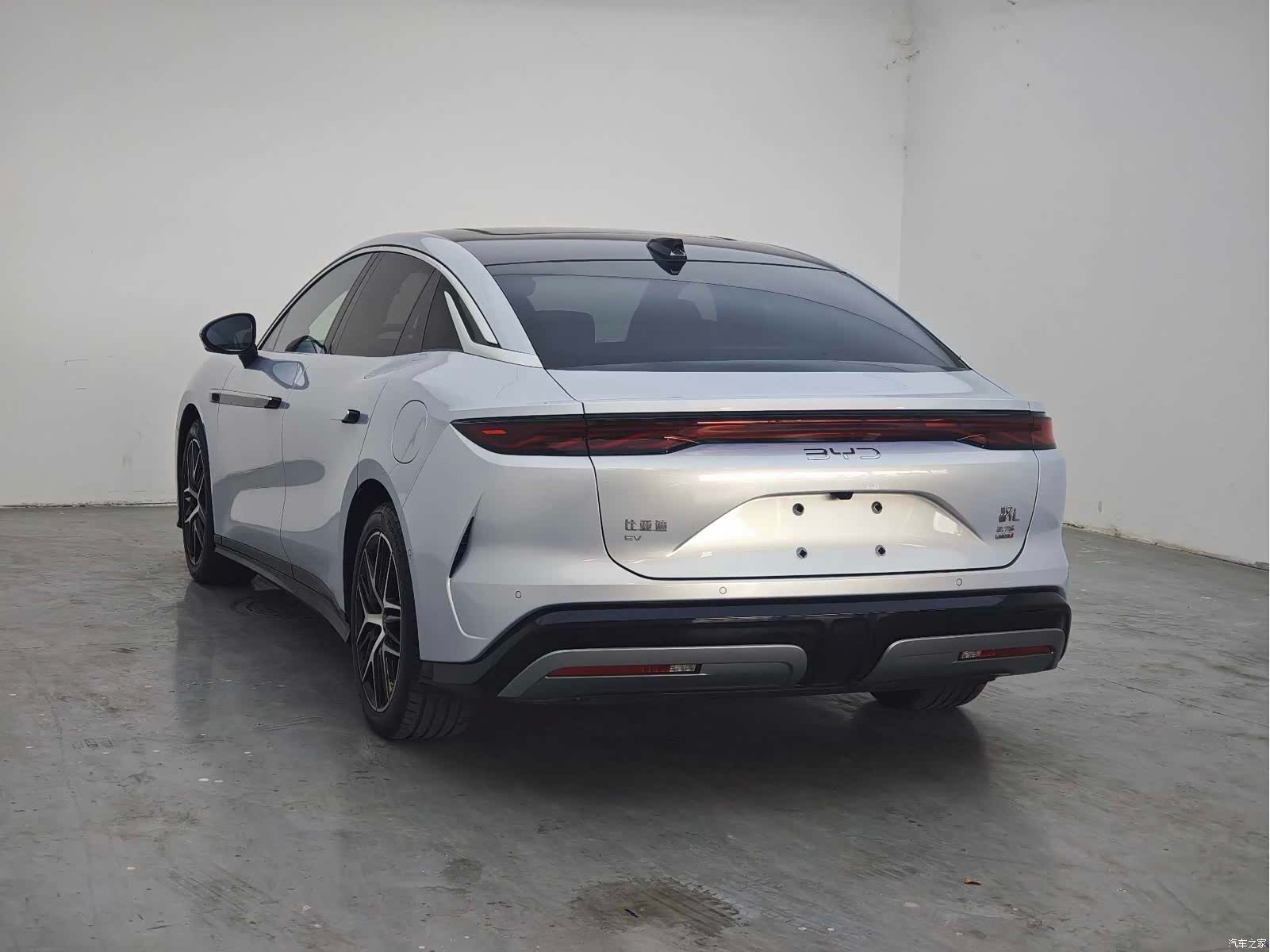 BYD Han, 2025 7