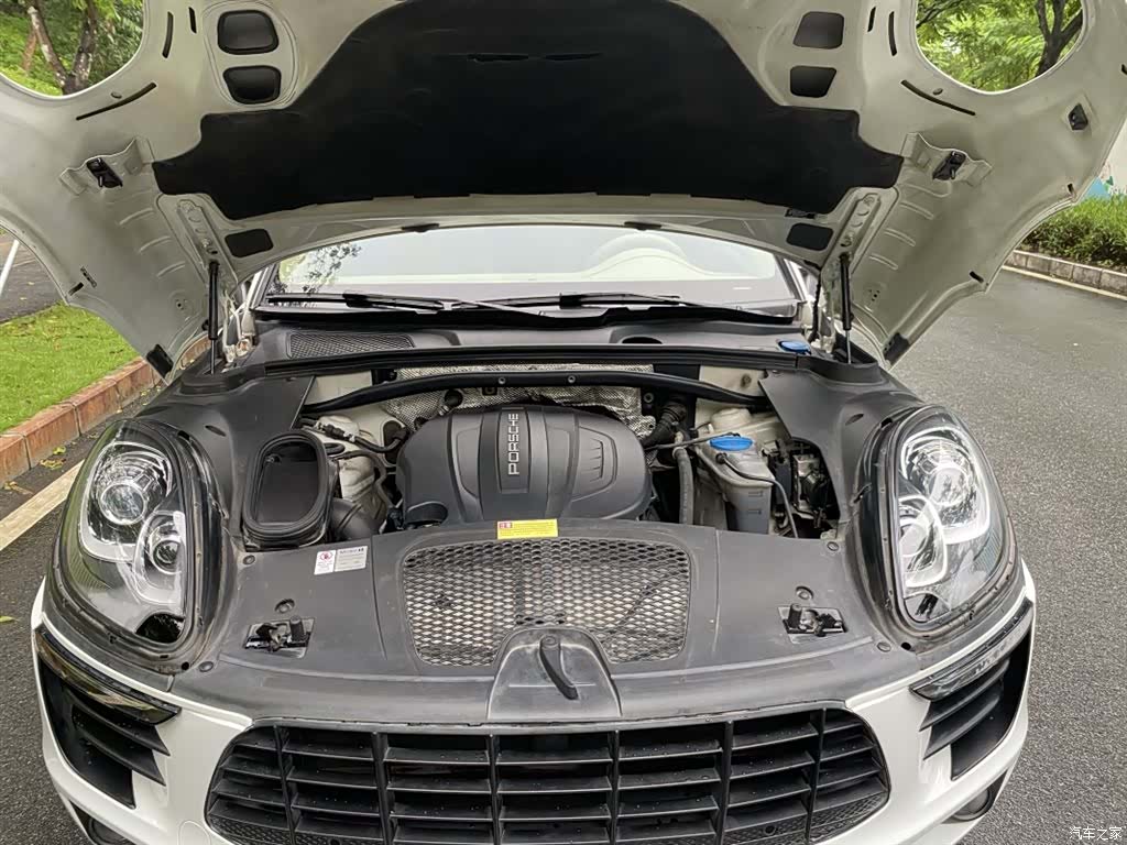 Porsche Macan, 2017 16