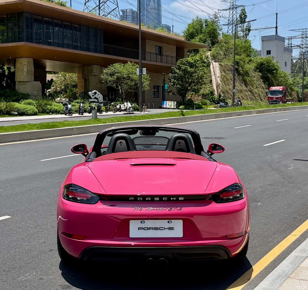 Porsche Boxster, 2019 все фото