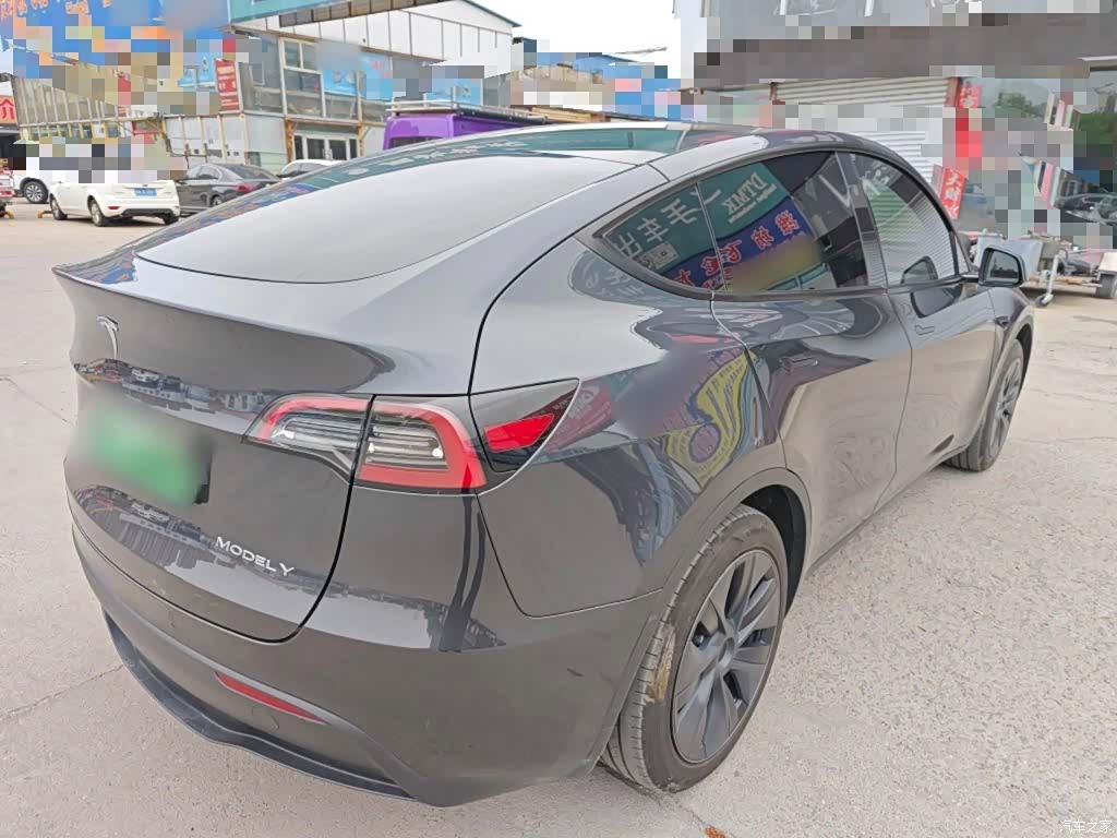 Tesla Model Y, 2024 все фото