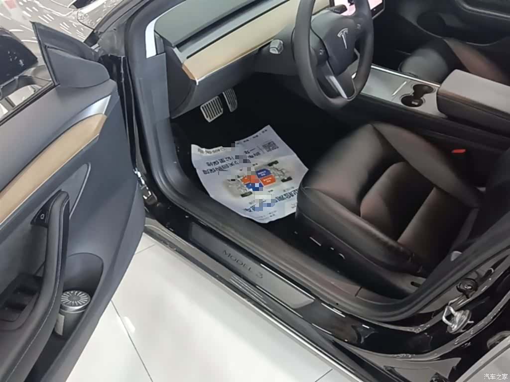 Tesla Model 3, 2023 16