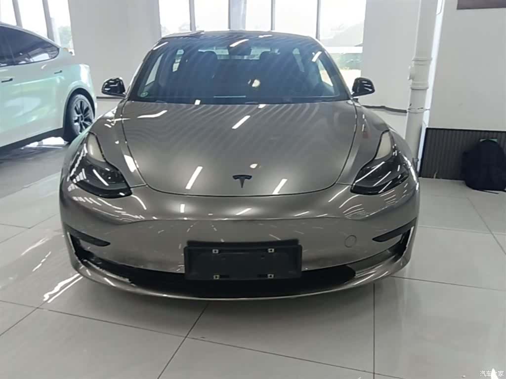 Tesla Model 3, 2023 3