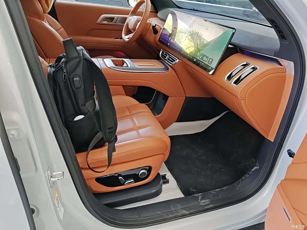 Deepal S09, 2025 25