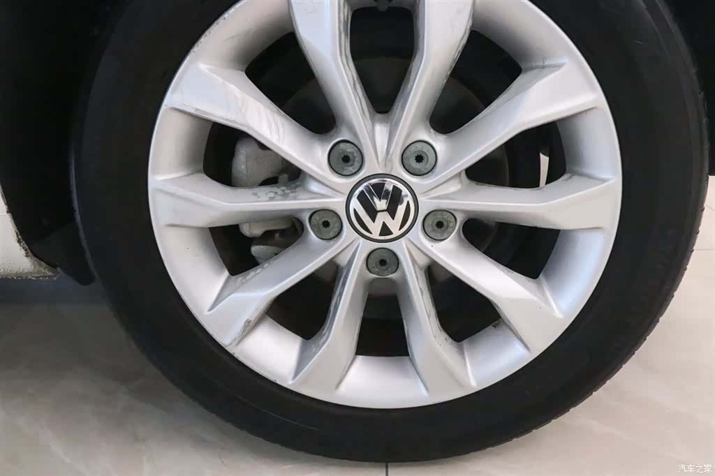Volkswagen Golf, 2013 15
