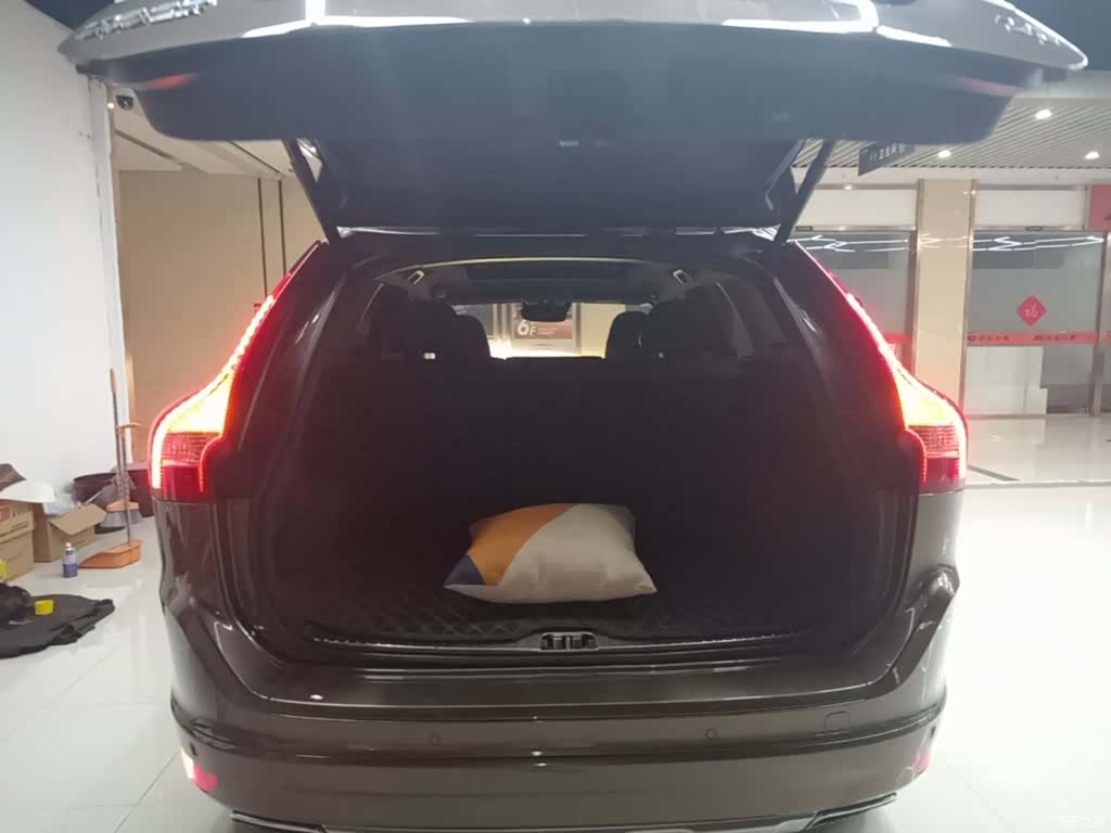 Volvo XC60, 2017 19