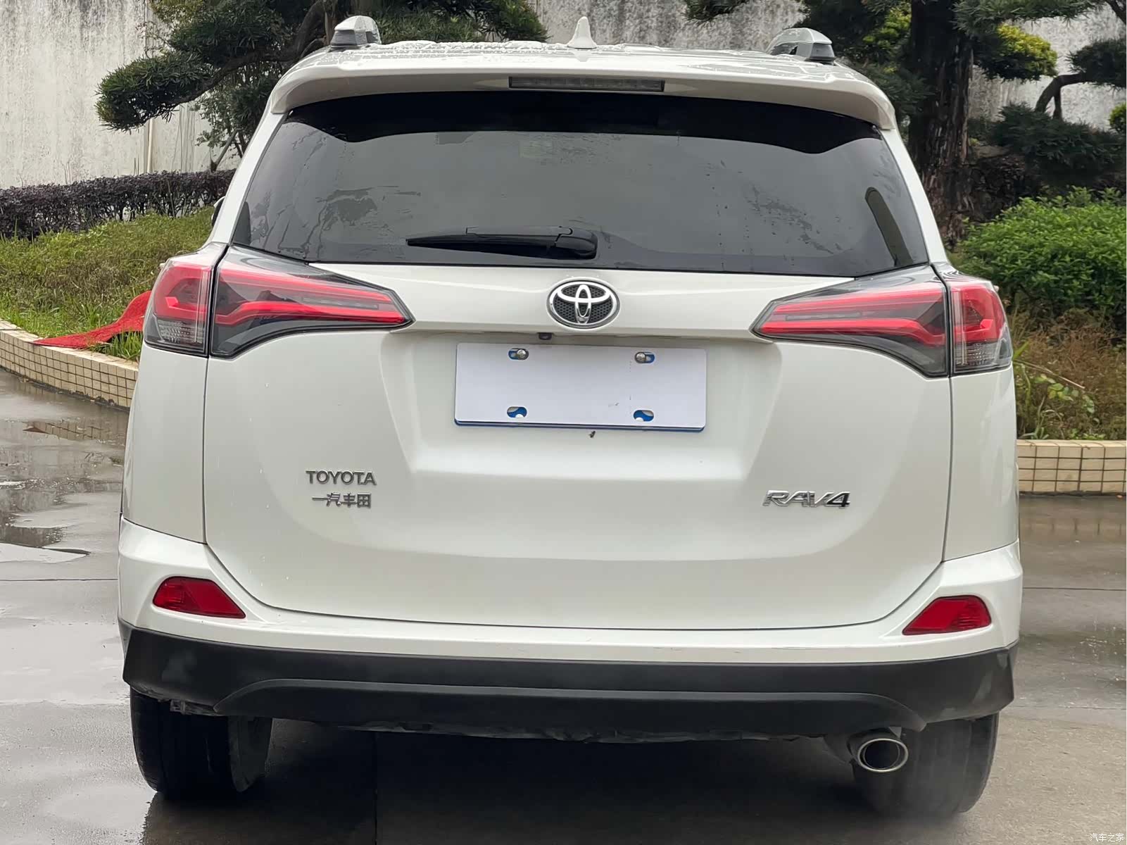 Toyota RAV4, 2017 4